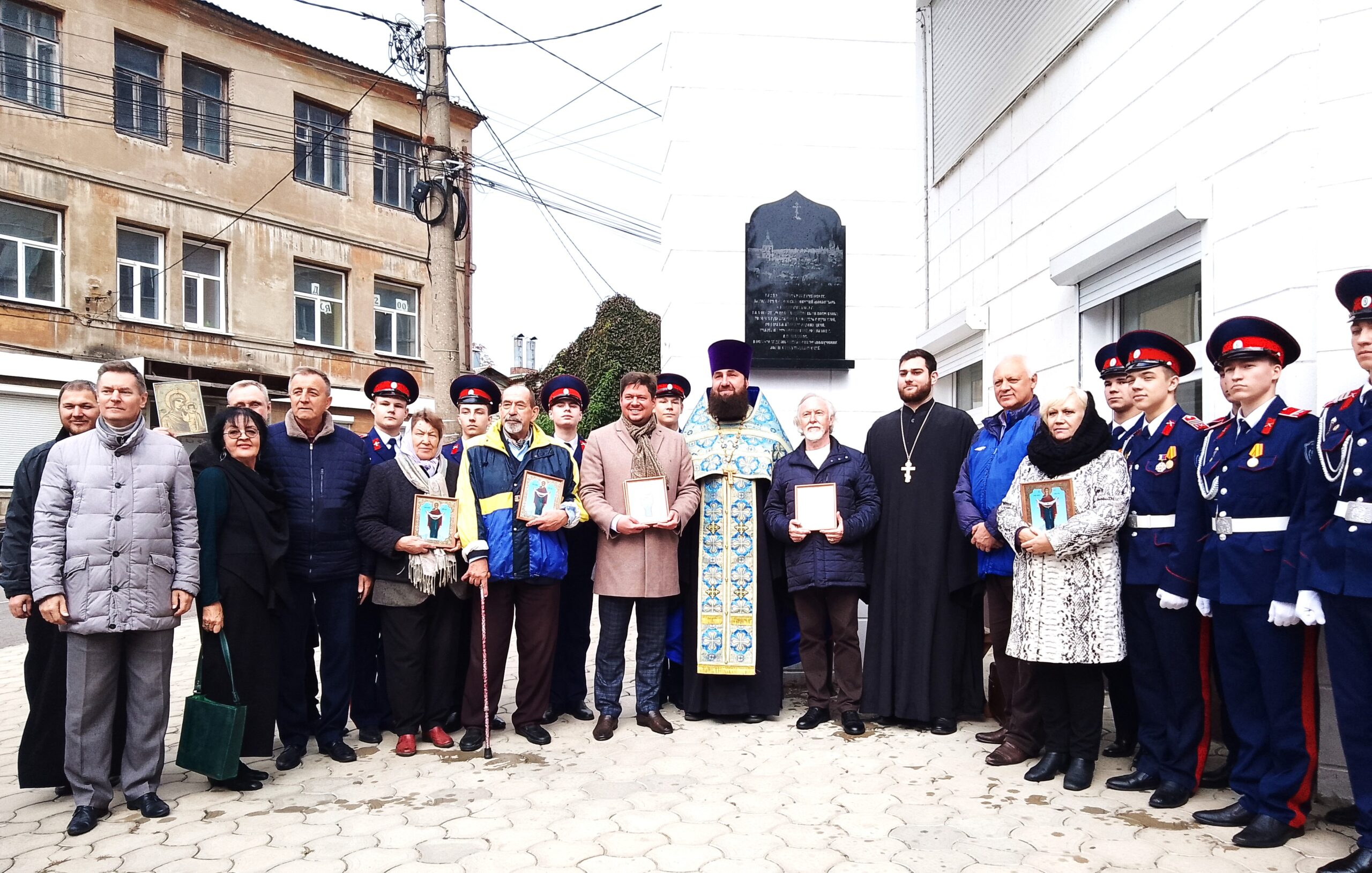 В Воронеже открыли памятную доску | 14.10.2023 | Воронеж - БезФормата